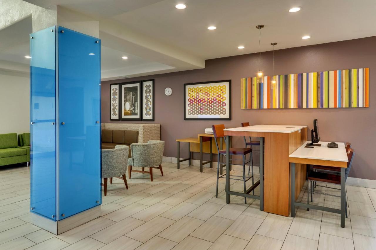 Holiday Inn Express Lake Worth Nw Loop 820 By Ihg Форт Уорт Екстериор снимка