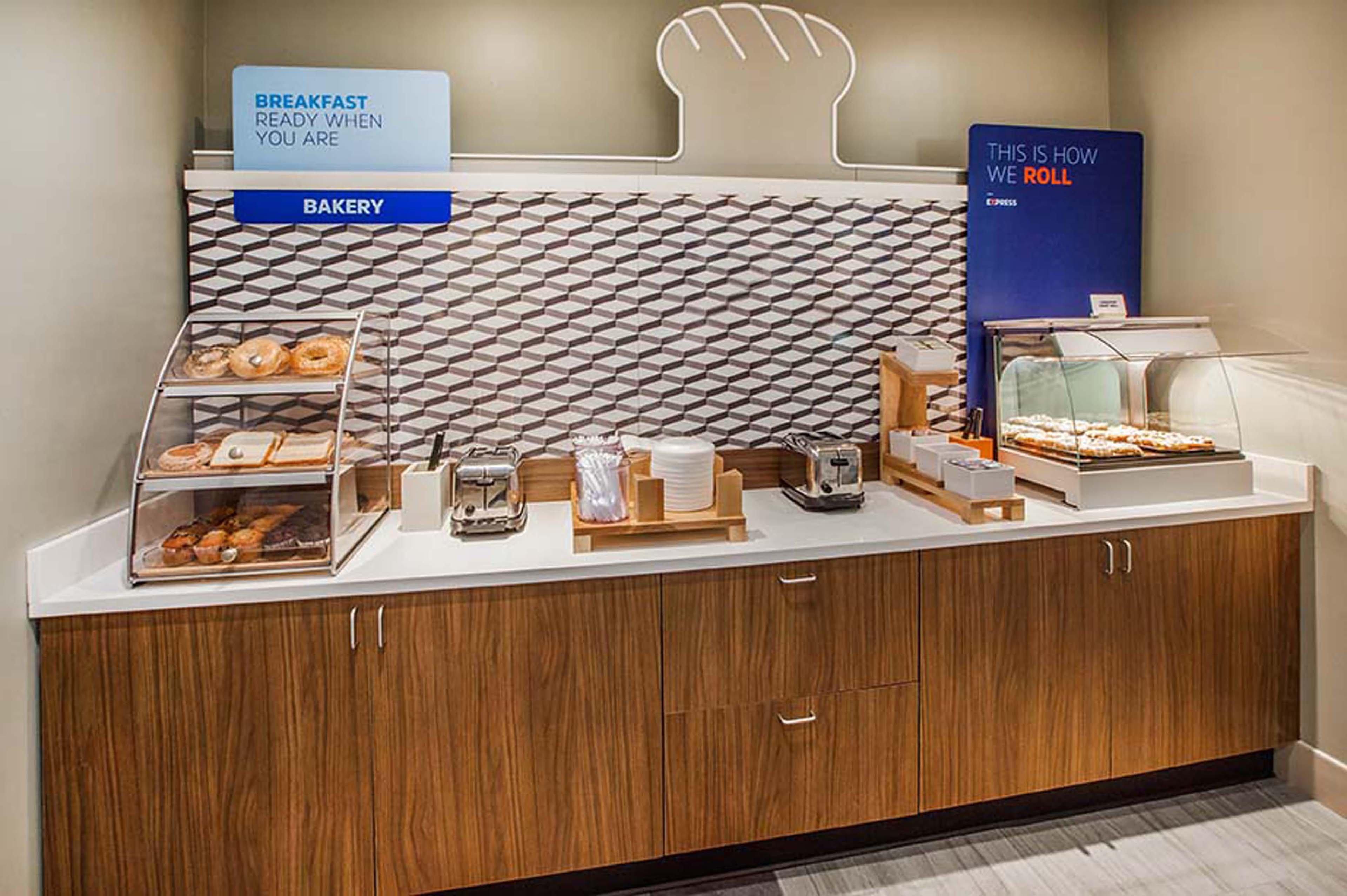 Holiday Inn Express Lake Worth Nw Loop 820 By Ihg Форт Уорт Екстериор снимка