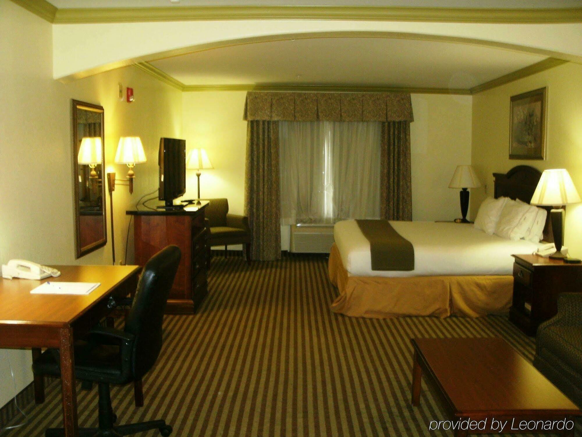 Holiday Inn Express Lake Worth Nw Loop 820 By Ihg Форт Уорт Екстериор снимка