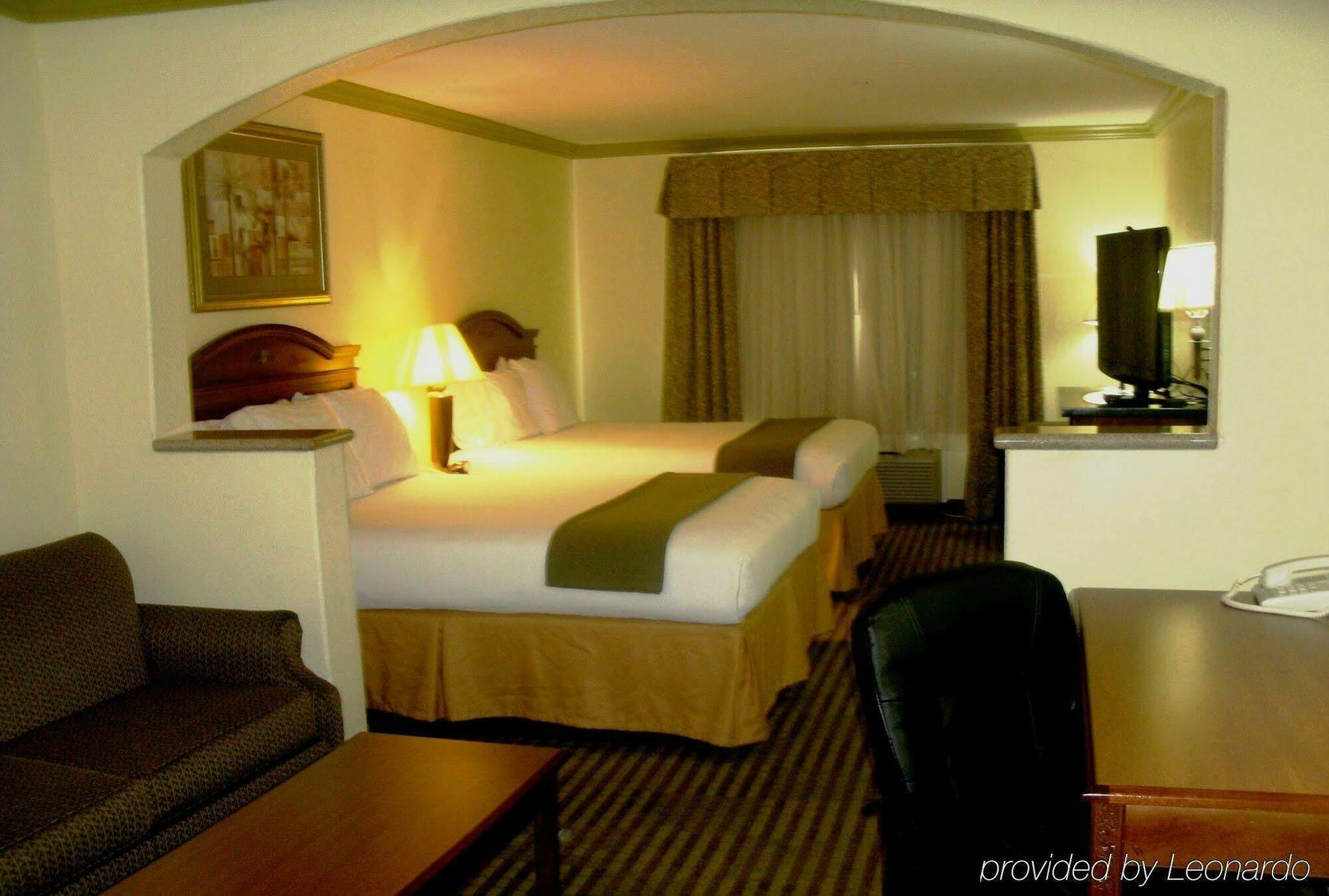 Holiday Inn Express Lake Worth Nw Loop 820 By Ihg Форт Уорт Екстериор снимка